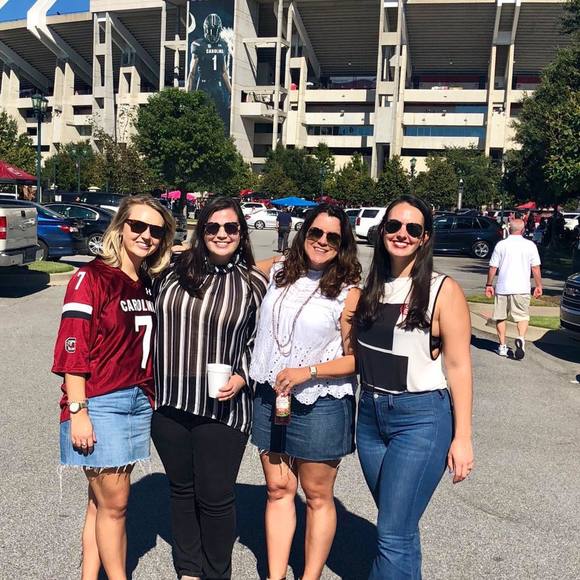 Meet your Posher, Ginny - Picture 1 of 1